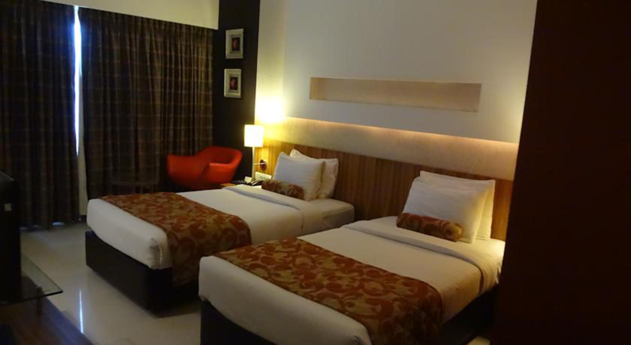 Hotel Satkar Residency Thane Eksteriør bilde