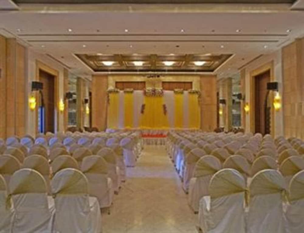 Hotel Satkar Residency Thane Eksteriør bilde