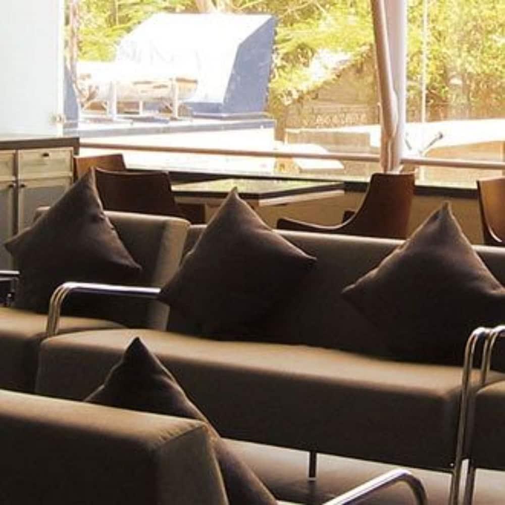 Hotel Satkar Residency Thane Eksteriør bilde
