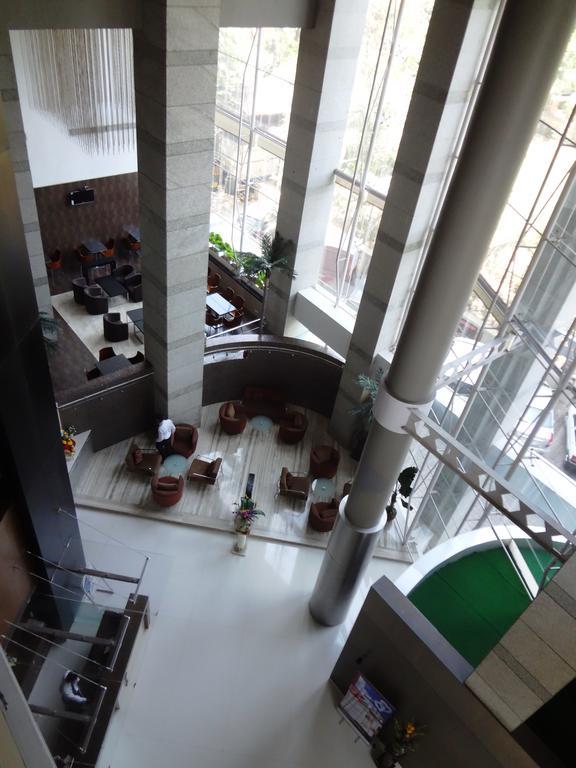Hotel Satkar Residency Thane Eksteriør bilde